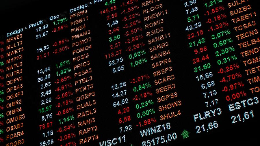 Bolsa fecha em queda de 7% com coronavírus e se aproxima de perdas do Joesley Day